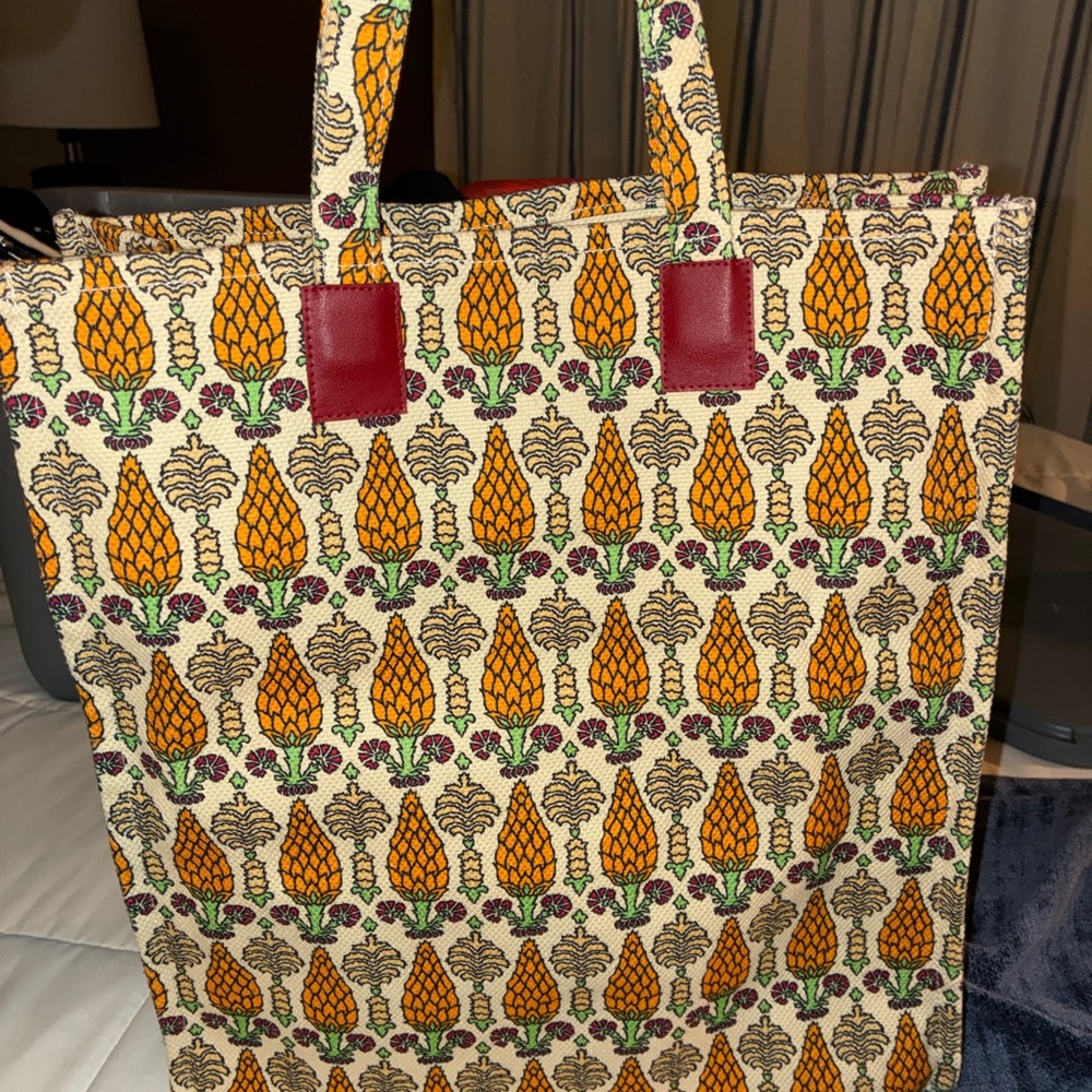 Authentic Gucci Garden tote “Firenze 1921 Piazza della Signoria” - Picture 16 of 16